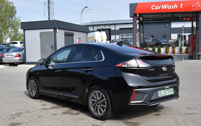 Hyundai IONIQ cena 79900 przebieg: 105009, rok produkcji 2019 z Elbląg małe 781